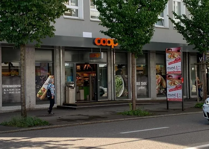 Old Town Charm & Central Location In Rapperswil